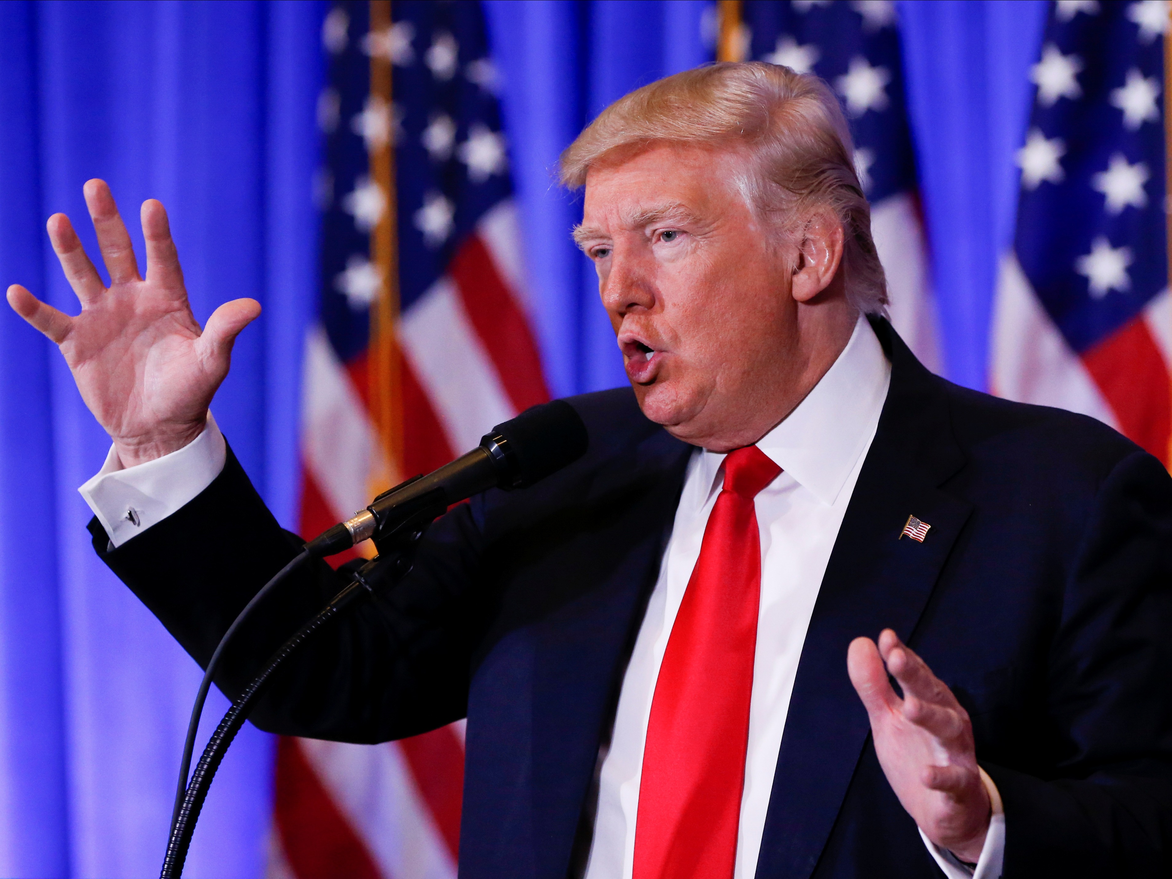 偽ニュースだ！」 記者会見でかみついたトランプ次期大統領 | Business Insider Japan