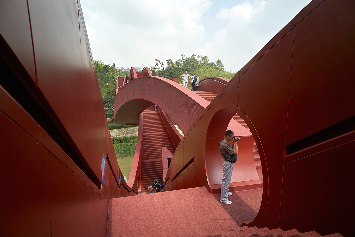 中国のあの不思議な橋は実は3つの橋でできていた | Business Insider Japan