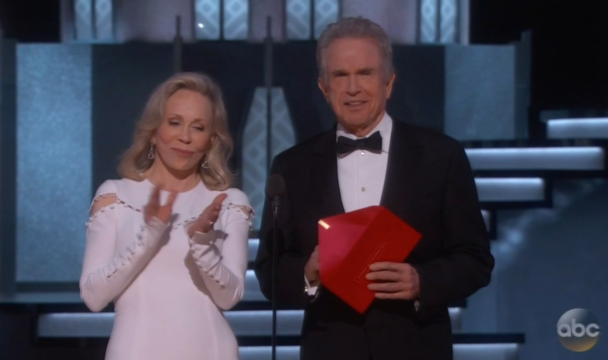 第回アカデミー賞 作品賞発表で とんだハプニング Business Insider Japan