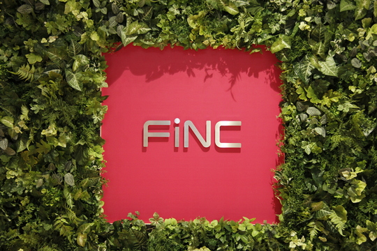 FiNCの看板