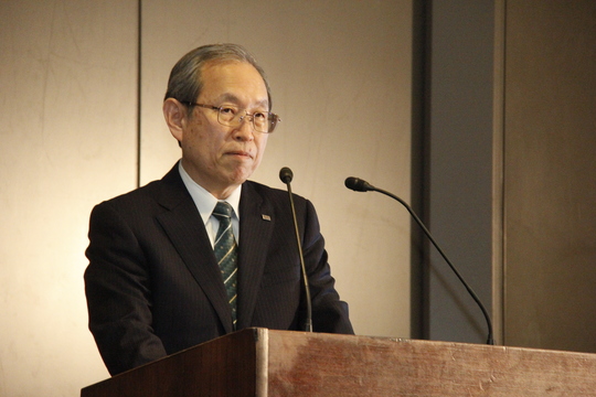 東芝・綱川社長