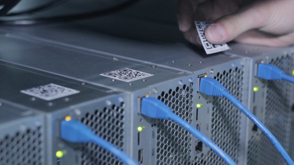 ビットコイン・バブルで「採掘者」たちも大儲け | Business Insider Japan