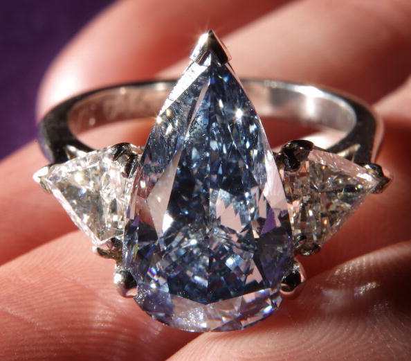 デビアスが日本の 憂鬱 なミレニアルを攻める 鍵はオンラインと店舗の組み合わせ Business Insider Japan