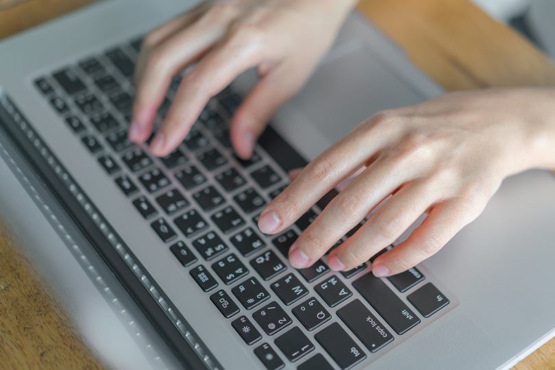 パソコンの手元