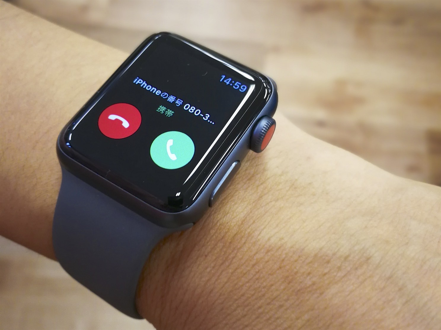 Apple Watch 3 Cellularモデル アップルウォッチ アップル