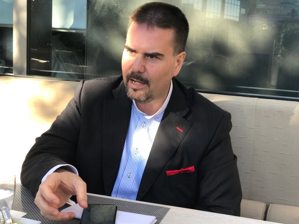 だから日本は少子化だ」三菱UFJモルガンから休職命令を受けた幹部が激白 | Business Insider Japan