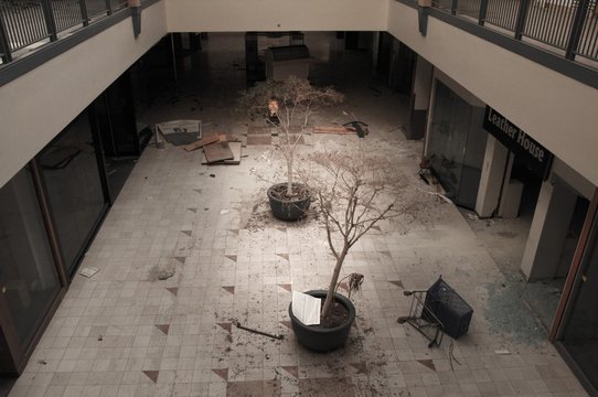 まさに廃墟 ショッピングモールやゴルフ場の閉鎖で変わるアメリカの暮らし Business Insider Japan