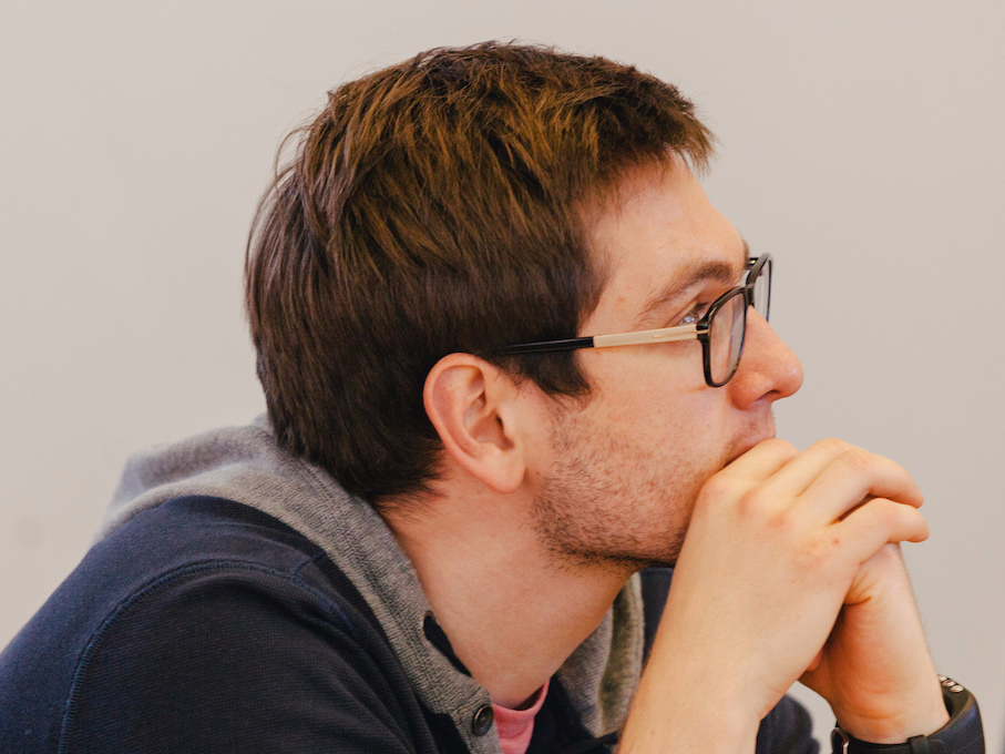 5a1daf4b3dbef4460e8b892a