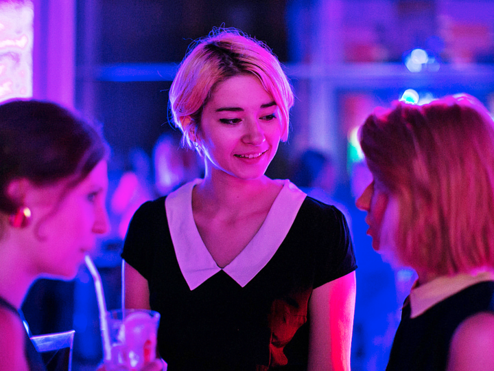 パーティーが苦手でも大丈夫! 初対面の人との会話がスムーズに進む16のフレーズ