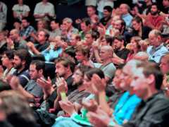 専門家が教える、同僚や上司の尊敬を勝ち取る15の方法