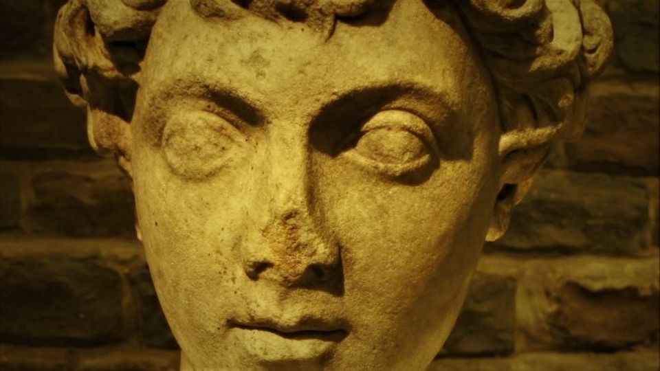 格言に学ぶ「愚痴を言う代わりに、あなたができること」