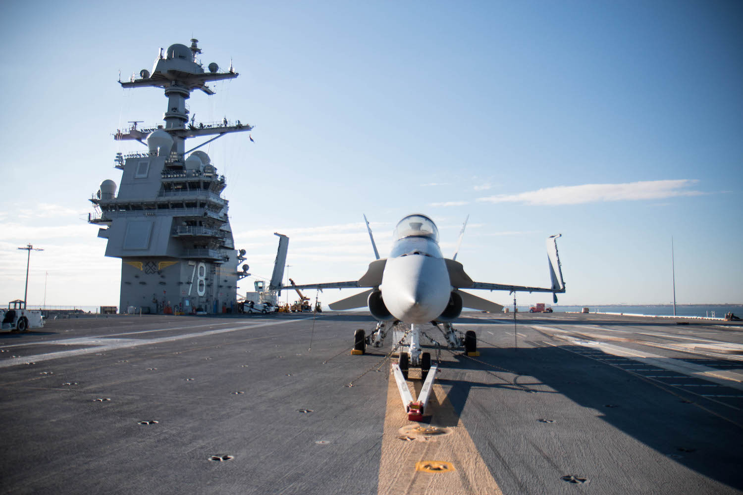 世界最大の空母ジェラルド R フォードを見学 実際に乗ってみた Business Insider Japan