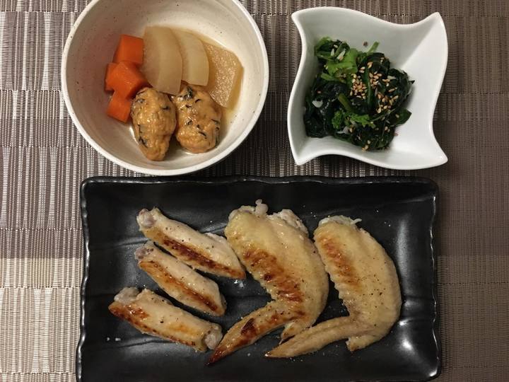 炭水化物抜きの食卓。