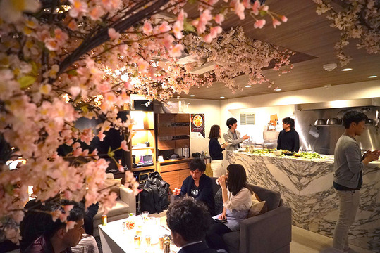 買い出しも雨も花粉も心配なし 今年は エア花見 空きスペース予約は昨年の10倍以上 Business Insider Japan