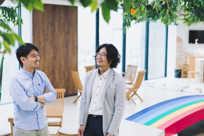 にこやかな竹内さんと大槻さん