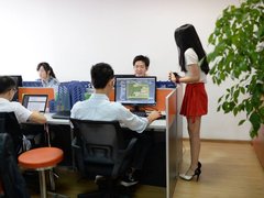 プログラミング・モチベーター —— 身長158センチ以上の女性を採用する中国企業の意図とは？