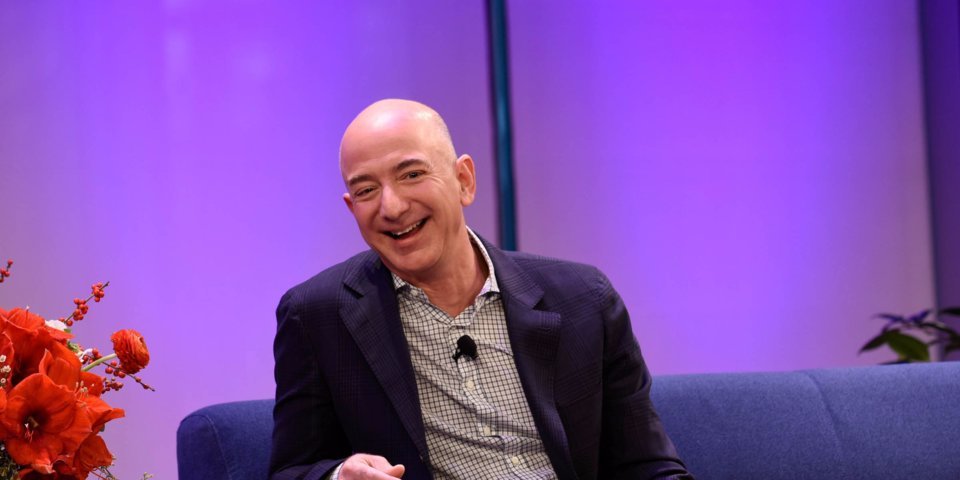 ワーク・ライフ・バランスは人間を消耗させる? ジェフ・ベゾス氏の驚くべきアドバイス