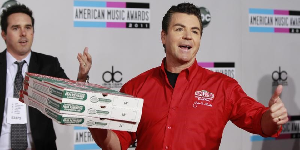 8年前、1万ビットコインを2枚のピザと交換。今、その価値は?