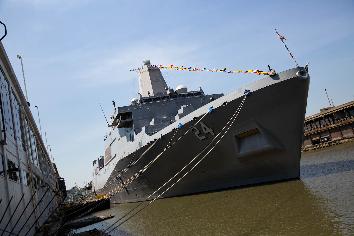 ドック型揚陸艦 構造 みかみかページ 艦船18隻 ニューオーリンズ
