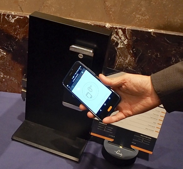 ソフトバンクが「ホテルIoT」の共同開発でhandy Japanに出資した理由 —— 狙いは次世代観光インフラ