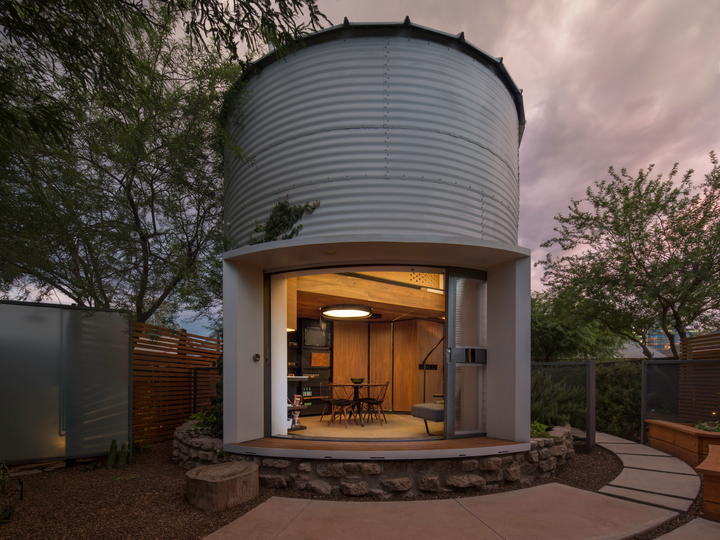 穀物サイロを家にした新婚夫婦 アメリカ版狭小住宅が2人に与えたものとは Business Insider Japan