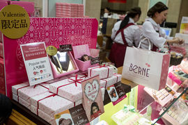 激変する中国人留学生のアルバイト事情。今や人手不足日本の救世主——就労時間制限超えが常態化