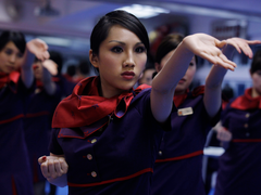 香港航空_客室乗務員_カンフー