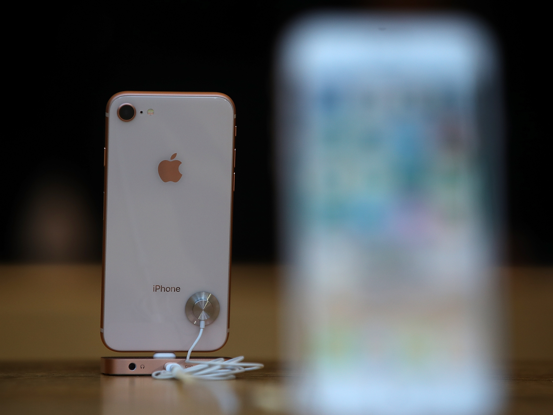 新型iPhone XSではなく、iPhone 8を買うべき6つの理由 | Business