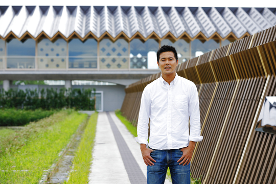 ヤマガタデザイン代表の山中大介さん。