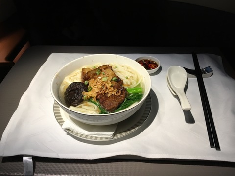 18時間 約1万6000キロ 世界最長フライトに乗ってみた Business Insider Japan