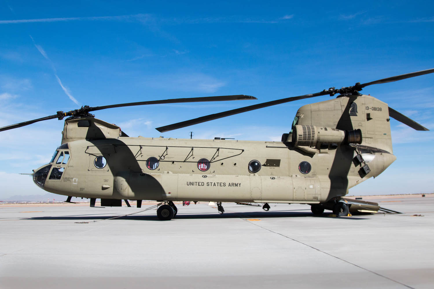 ACH-47AArmed Chinook アメリカ軍チヌーク