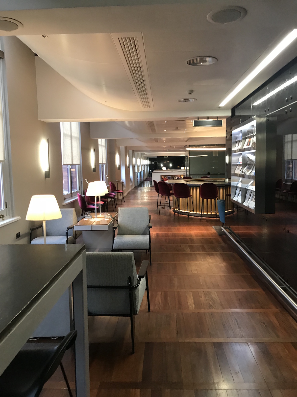 ユーロスターのビジネスラウンジを使ってみた ── バーにはオリジナルのジンも Business Insider Japan