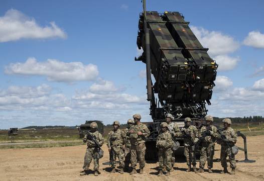 ロシアに対抗 Natoが保有する強力な兵器10選 Business Insider Japan