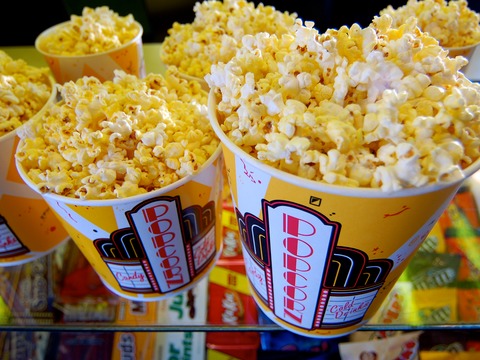 アベンジャーズ 大ヒットのおかげ 米映画館チェーンでは 2日間で約30億円相当のドリンクとポップコーンが売れた Business Insider Japan