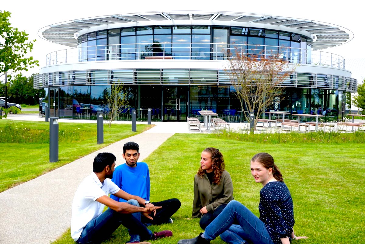 ダイソン インスティテュート オブ テクノロジー