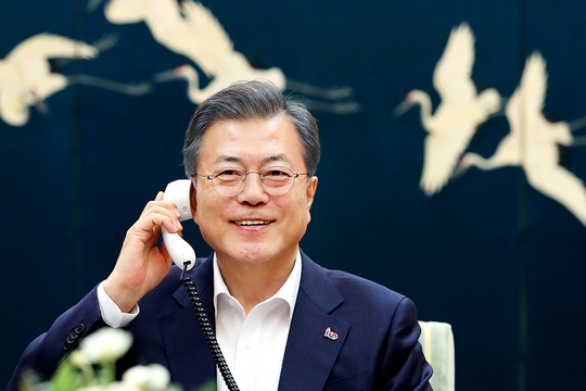 文在寅 韓国
