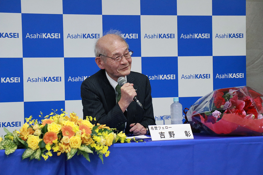 ノーベル化学賞の記者会見