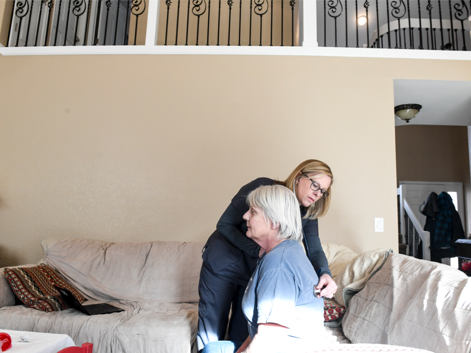 診療看護師（ナース・プラクティショナー）