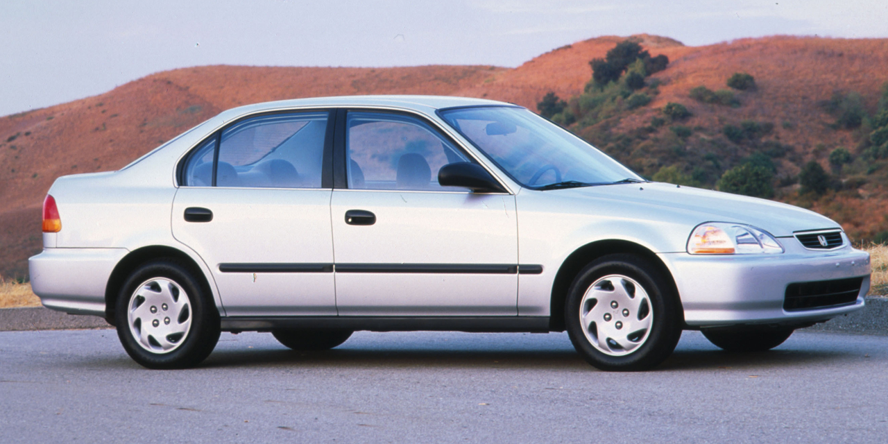 14位 ホンダ シビック — 15年以上保有したオーナーの割合：11%