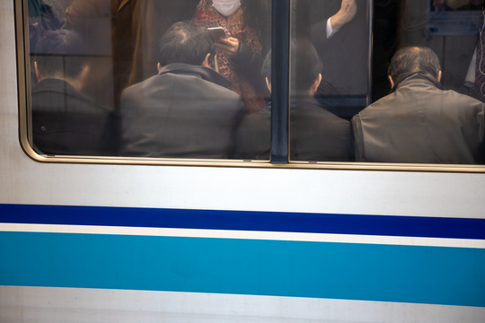 マタニティマークへの嫌がらせ なんか文句あんのかよ を浴びせられて考えたこと Business Insider Japan