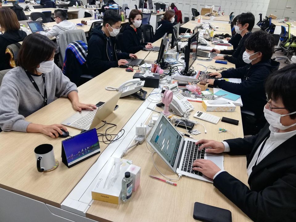 インアゴーラ社内