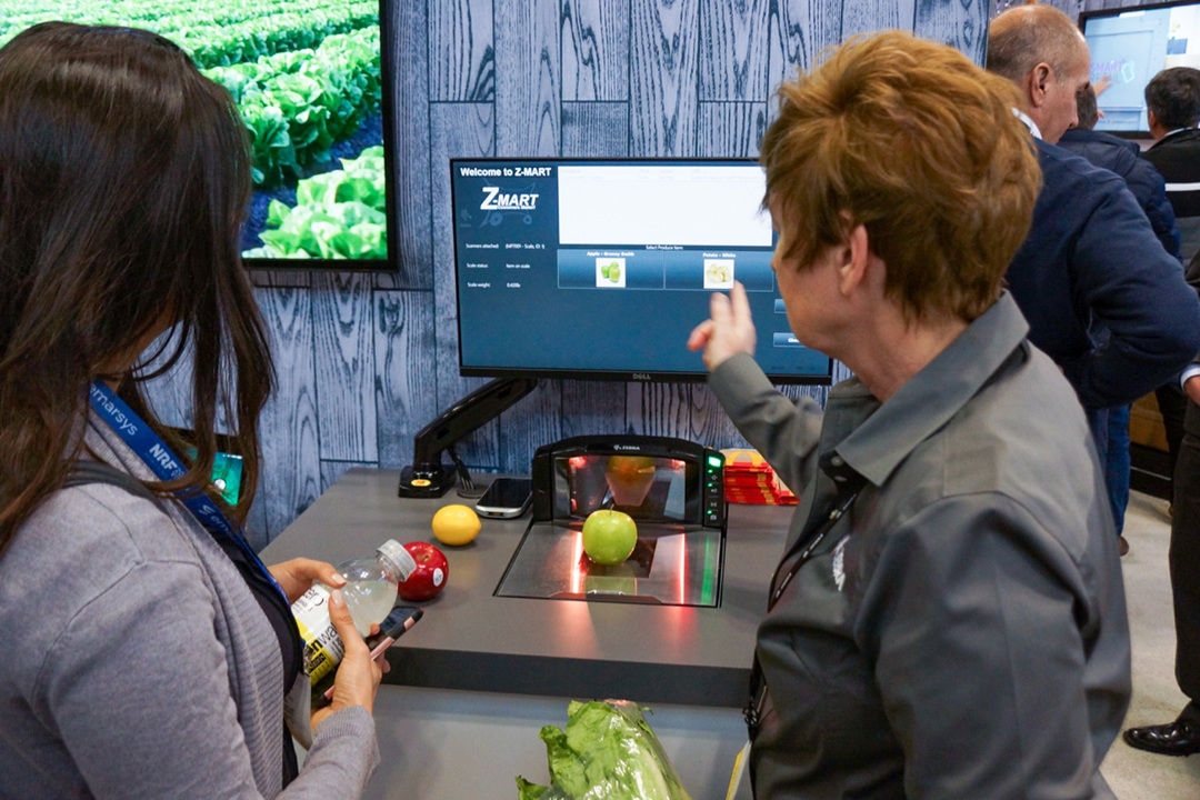 葉物野菜や果物でも商品認識ができるデモ