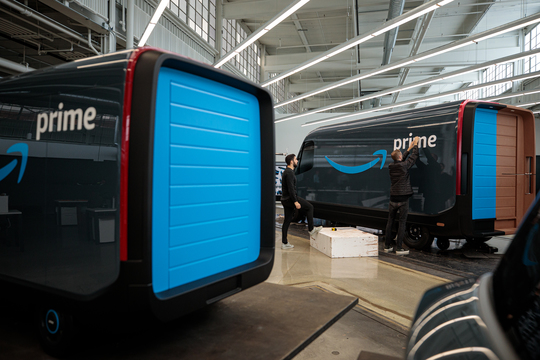 アマゾンが10万台の電気自動車を発注 40年の二酸化炭素排出ゼロを目指して Business Insider Japan