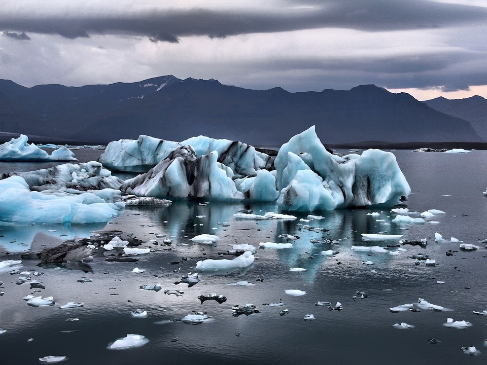 新しい予測では、大気中の二酸化炭素が2倍になると、気温が摂氏5度近く上昇する可能性があることが示唆されている。