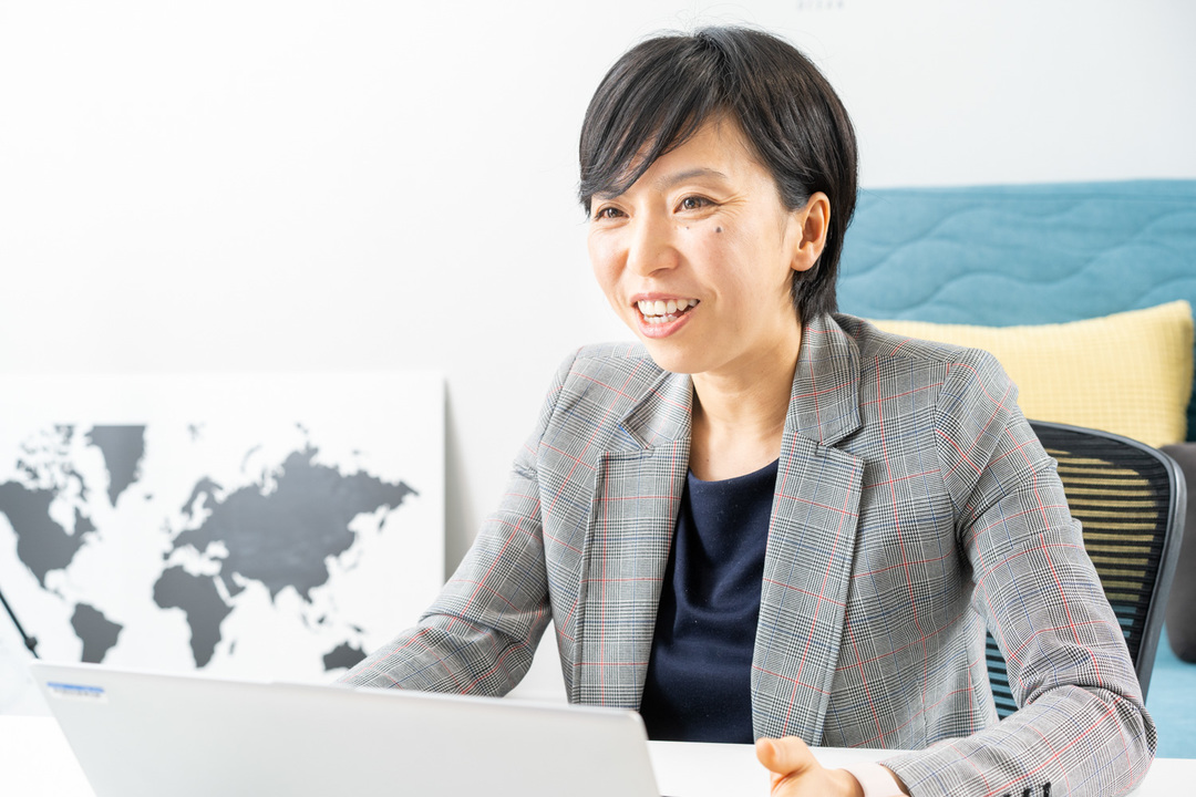 尾崎えり子さん