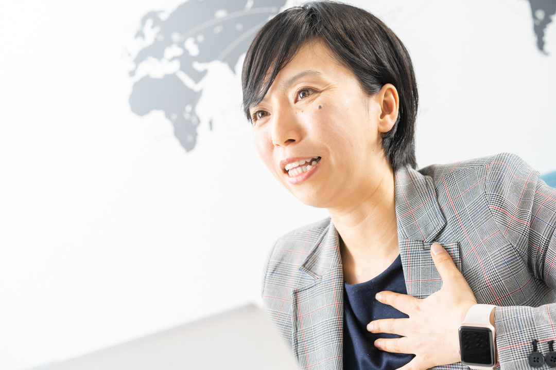 尾崎えり子さん