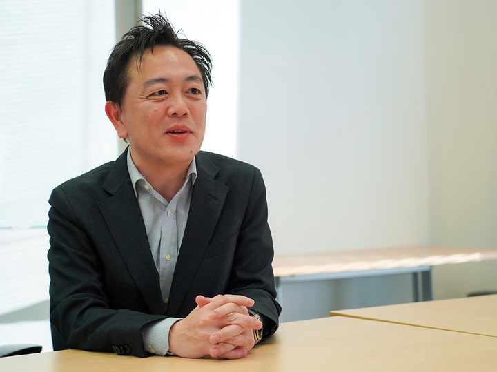 瓶子昌泰氏