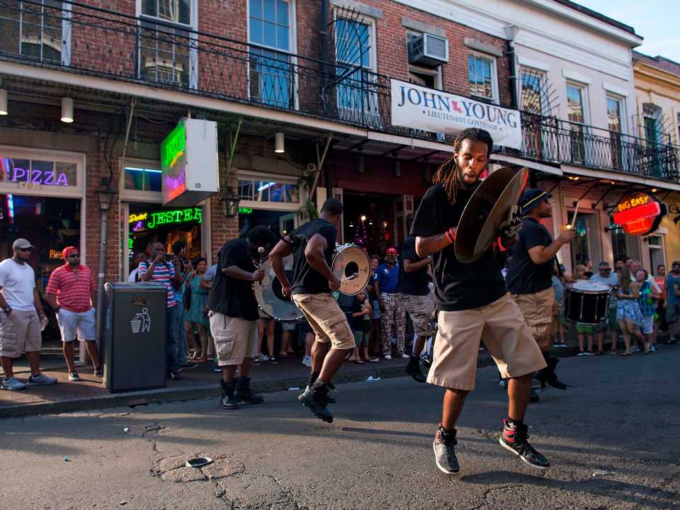 「ニュー・フランス」は、経済への政府の関与を受け入れる傾向がある