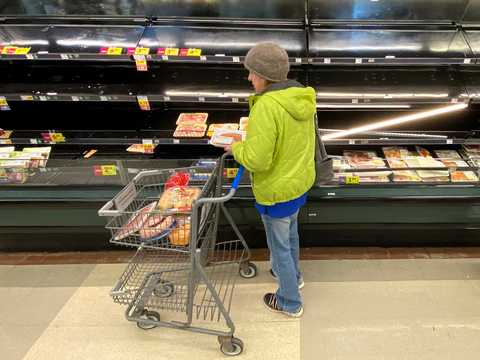 労働力不足で0万羽の鶏を処分 食のサプライチェーンが崩壊の危機に Business Insider Japan