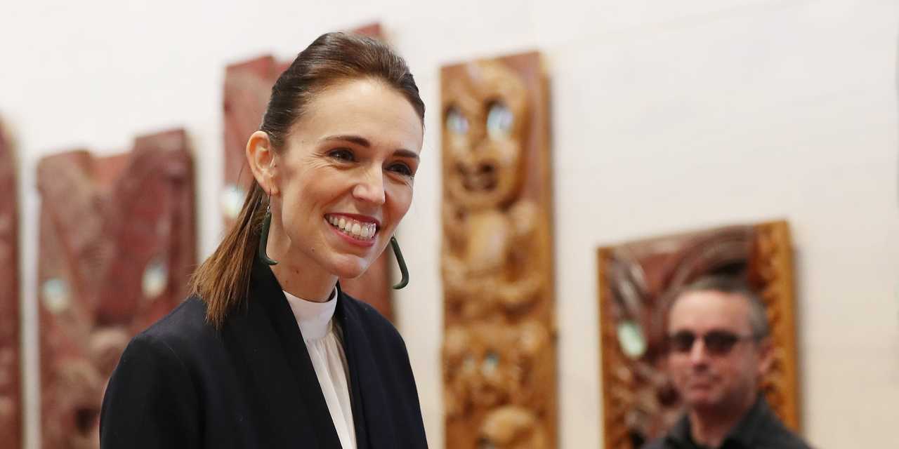 アーダーン首相